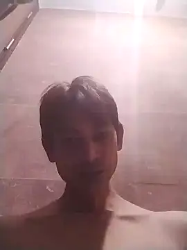 jenilmax online show from December 3, 2024, 4:06 pm