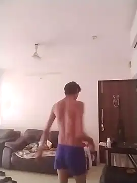 jenilmax online show from December 5, 2024, 7:38 am