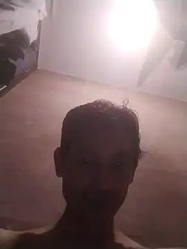 jenilmax online show from February 12, 2025, 4:44 pm