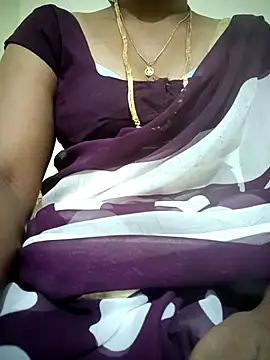 Snapshot of Telugu-mirchi chatting on October 23, 2025, 6:17 pm Telugu-mirchi online show from October 23, 2025, 6:17 pm