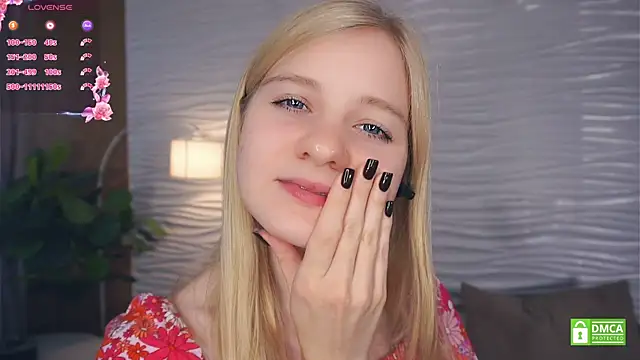 OdelinaFicken online show from September 18, 2025, 6:26 am