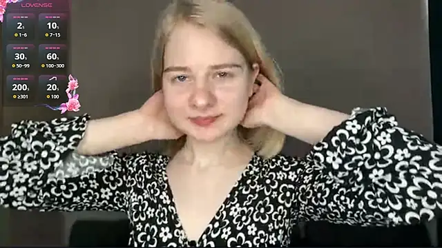 OdelinaFicken online show from March 11, 2026, 7:25 am