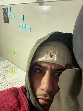 Snapshot of johnycash21 chatting on January 17, 2026, 1:10 am johnycash21 online show from January 17, 2026, 1:10 am