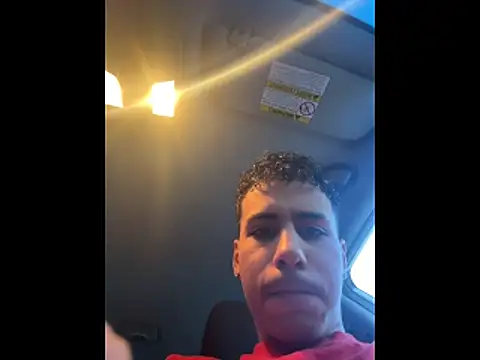 Snapshot of johnycash21 chatting on February 12, 2026, 10:27 pm johnycash21 online show from February 12, 2026, 10:27 pm