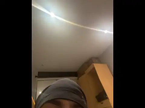 Snapshot of johnycash21 chatting on February 24, 2026, 9:07 am johnycash21 online show from February 24, 2026, 9:07 am