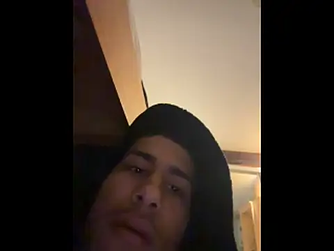 Snapshot of johnycash21 chatting on March 2, 2026, 10:00 am johnycash21 online show from March 2, 2026, 10:00 am