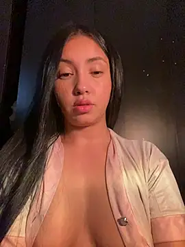 Snapshot of sweet_kitty0110 chatting on February 8, 2025, 4:36 am sweet kitty0110 online show from February 8, 2025, 4:36 am