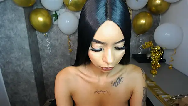 Snapshot of Tiffanny chatting on February 17, 2025, 4:37 pm Tiffanny online show from February 17, 2025, 4:37 pm