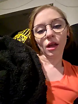 LilyFoxxx online show from February 25, 2026, 1:15 am