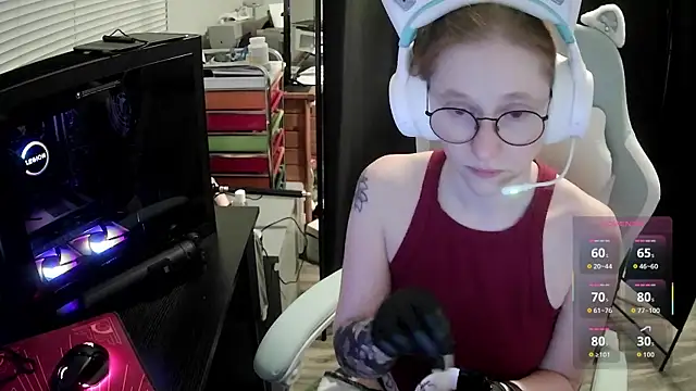 LilyFoxxx online show from June 22, 2026, 5:15 am