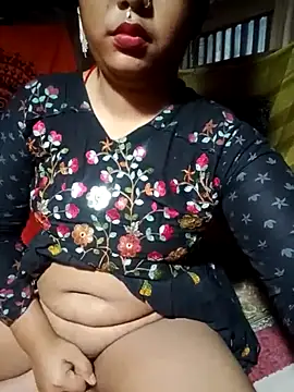 Snapshot of Super-Couple chatting on March 10, 2025, 11:49 pm Super-Couple online show from March 10, 2025, 11:49 pm