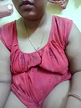 Super-Couple online show from May 29, 2026, 4:05 pm