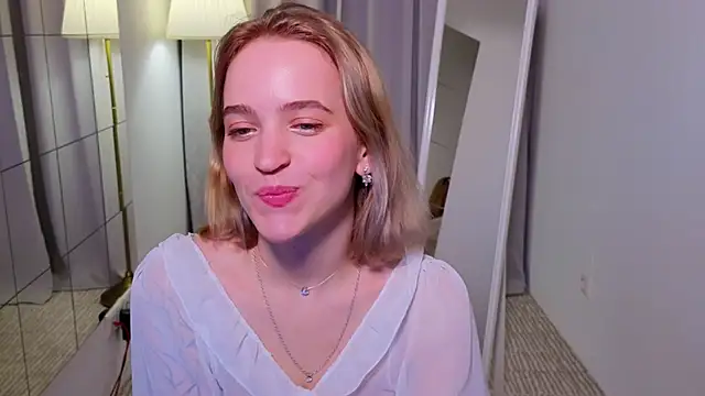 Snapshot of lolly_pie chatting on December 4, 2024, 6:50 pm lolly pie online show from December 4, 2024, 6:50 pm