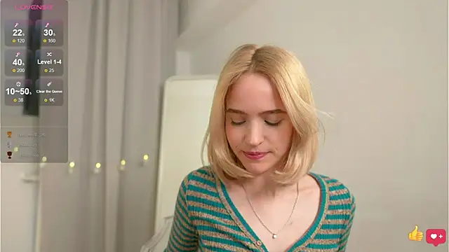 Snapshot of lolly_pie chatting on December 16, 2024, 2:38 pm lolly pie online show from December 16, 2024, 2:38 pm