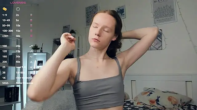 ZaraBluitt online show from October 29, 2025, 7:32 am