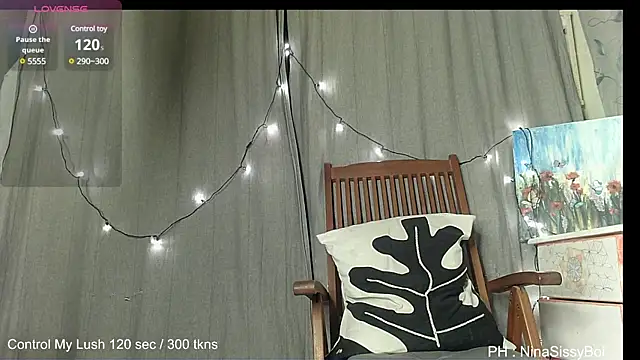 Snapshot of Skinnyshiny_boy chatting on March 1, 2025, 4:44 pm Skinnyshiny boy online show from March 1, 2025, 4:44 pm