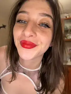 lolippp666 online show from May 12, 2026, 8:50 pm