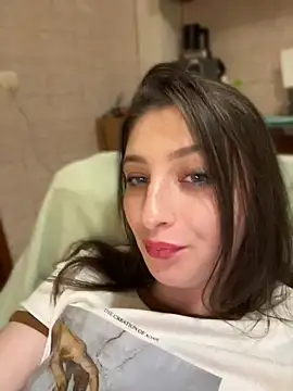 lolippp666 online show from June 16, 2026, 8:55 pm