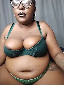 Snapshot of CHERRYYUMMY chatting on June 9, 2026, 11:55 am CHERRYYUMMY online show from June 9, 2026, 11:55 am