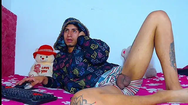 Snapshot of BIG_cockpether chatting on December 4, 2024, 3:54 pm BIG cockpether online show from December 4, 2024, 3:54 pm