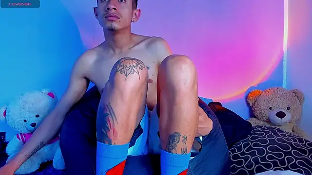 Snapshot of BIG_cockpether chatting on October 19, 2025, 11:33 am BIG cockpether online show from October 19, 2025, 11:33 am