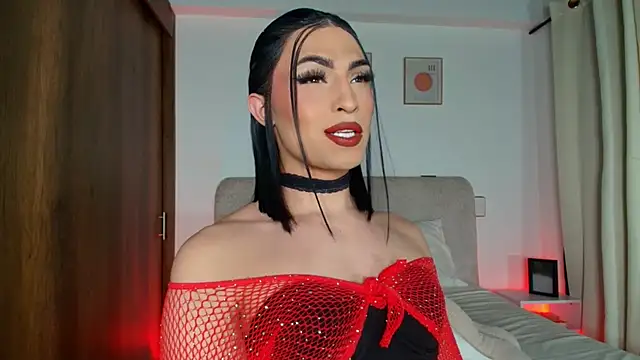 Snapshot of KarolPorttela chatting on October 19, 2025, 10:54 pm KarolPorttela online show from October 19, 2025, 10:54 pm