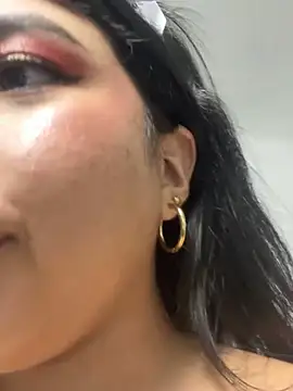 khloeblake online show from February 14, 2025, 6:02 am