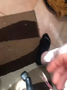 Snapshot of Polipo85 chatting on March 8, 2025, 12:20 pm Polipo85 online show from March 8, 2025, 12:20 pm