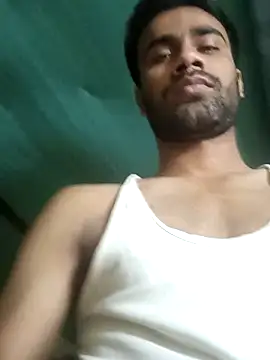 Snapshot of Skinny_Bigass_23 chatting on May 6, 2026, 5:57 am Skinny Bigass 23 online show from May 6, 2026, 5:57 am