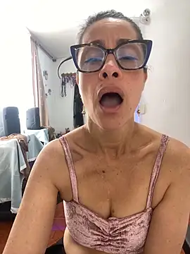 Goddess-Love- online show from May 1, 2026, 1:59 pm