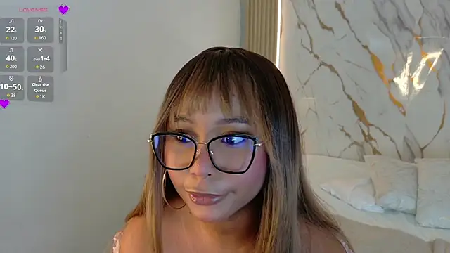 RachellEbony online show from May 11, 2026, 2:01 pm