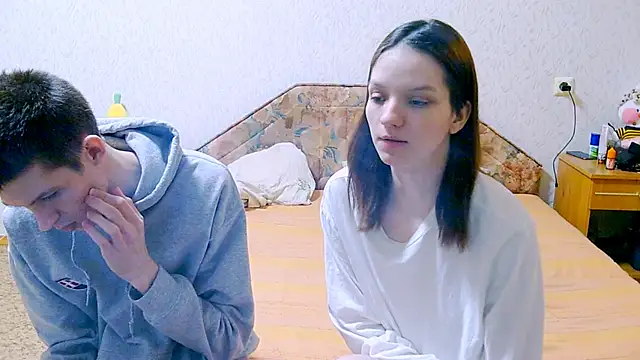 Ivy Lester online show from February 27, 2025, 3:15 pm