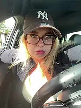 blairbella online show from June 9, 2026, 9:21 am