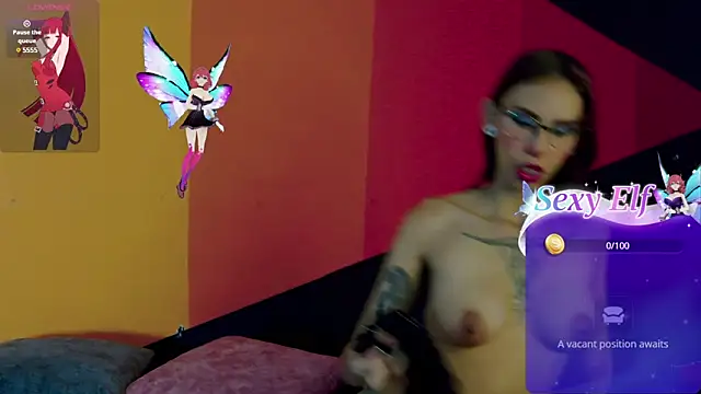 Lunamistyc online show from March 17, 2025, 9:02 pm