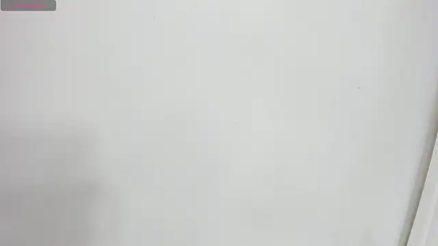 Snapshot of ariana_crazzy chatting on January 8, 2025, 9:34 pm ariana crazzy online show from January 8, 2025, 9:34 pm