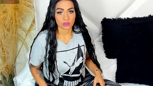 Snapshot of ScarlethNatasha chatting on September 27, 2025, 4:28 am ScarlethNatasha online show from September 27, 2025, 4:28 am