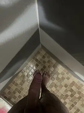 mylovetr1 online show from December 18, 2024, 7:04 am