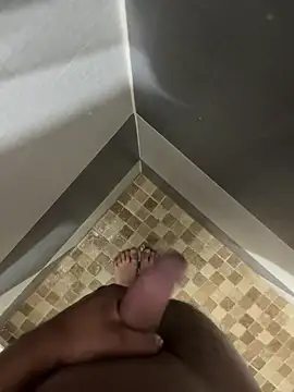 mylovetr1 online show from March 11, 2025, 6:10 am