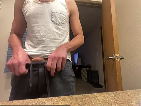 Snapshot of Shipmate-boricua chatting on January 10, 2025, 1:42 am Shipmate-boricua online show from January 10, 2025, 1:42 am