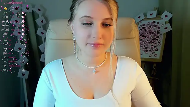 Evacadooo online show from February 24, 2025, 5:22 am