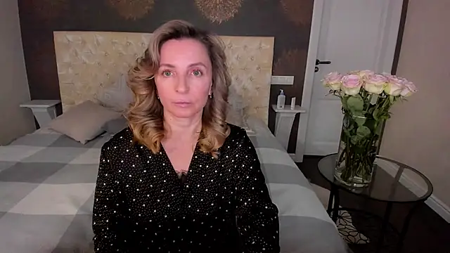 Snapshot of AllisonWilliams chatting on October 8, 2025, 6:05 pm AllisonWilliams online show from October 8, 2025, 6:05 pm