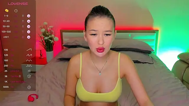 Snapshot of skinny_sissss chatting on December 27, 2024, 7:29 am skinny sissss online show from December 27, 2024, 7:29 am