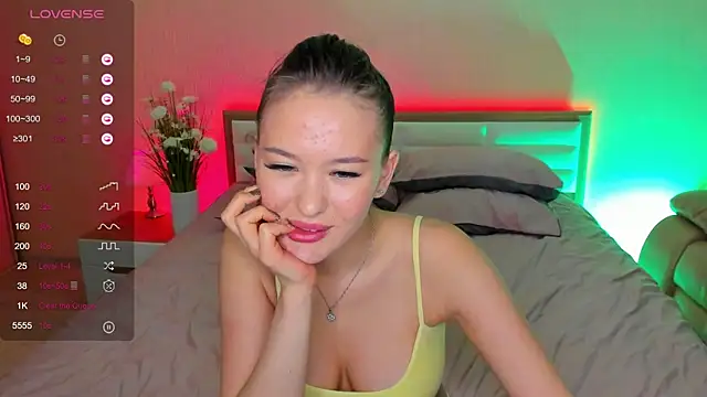 Snapshot of skinny_sissss chatting on December 27, 2024, 10:34 am skinny sissss online show from December 27, 2024, 10:34 am