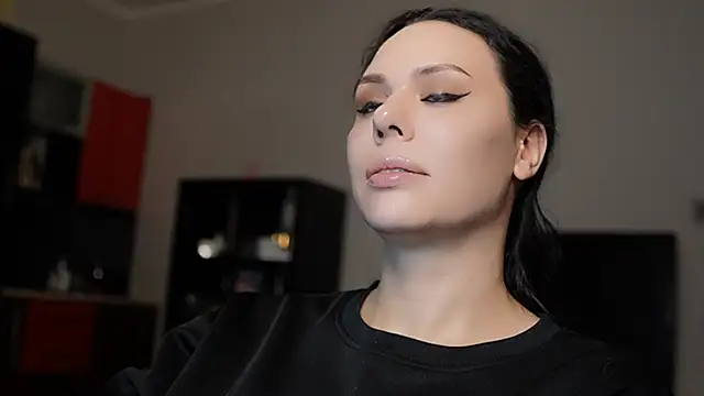 Snapshot of MollyCheiz chatting on December 23, 2024, 10:12 pm MollyCheiz online show from December 23, 2024, 10:12 pm