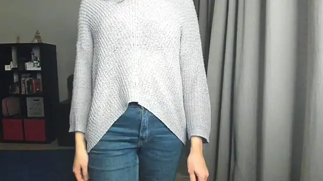 Snapshot of MollyCheiz chatting on January 29, 2025, 11:04 pm MollyCheiz online show from January 29, 2025, 11:04 pm