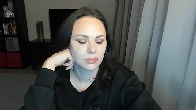 Snapshot of MollyCheiz chatting on November 22, 2025, 6:40 pm MollyCheiz online show from November 22, 2025, 6:40 pm