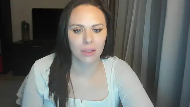 MollyCheiz online show from March 27, 2026, 7:13 pm