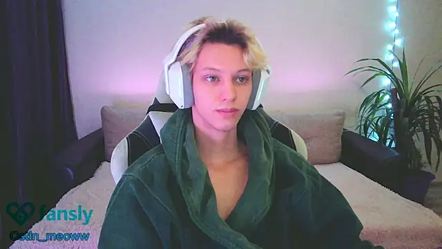 Ostin meow online show from January 24, 2025, 2:51 pm