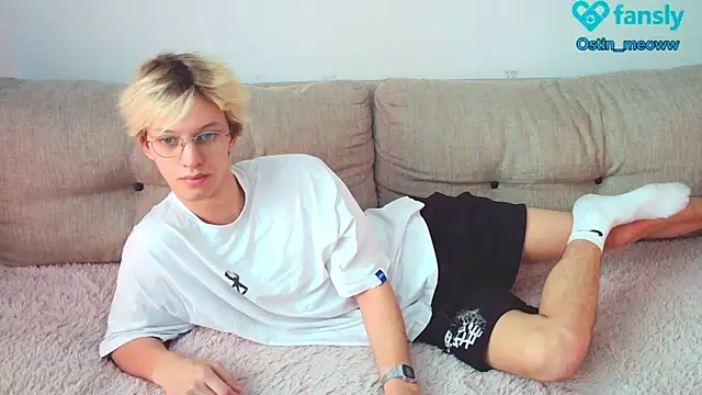 Ostin meow online show from February 6, 2025, 7:13 am