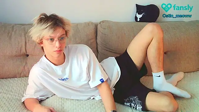 Ostin meow online show from March 18, 2025, 7:19 am